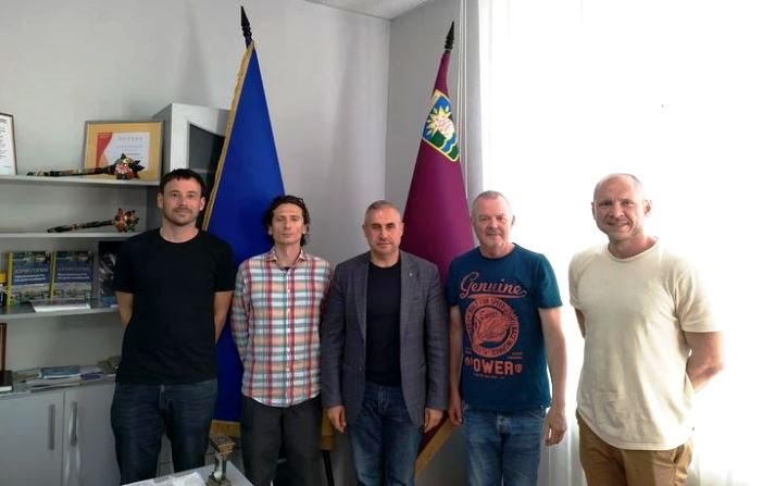Міський голова Новомосковська провів зустріч із представниками трьох європейських організацій