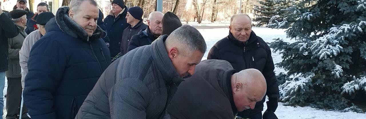 У Новомосковську вшанували пам’ять героїв - чорнобильців