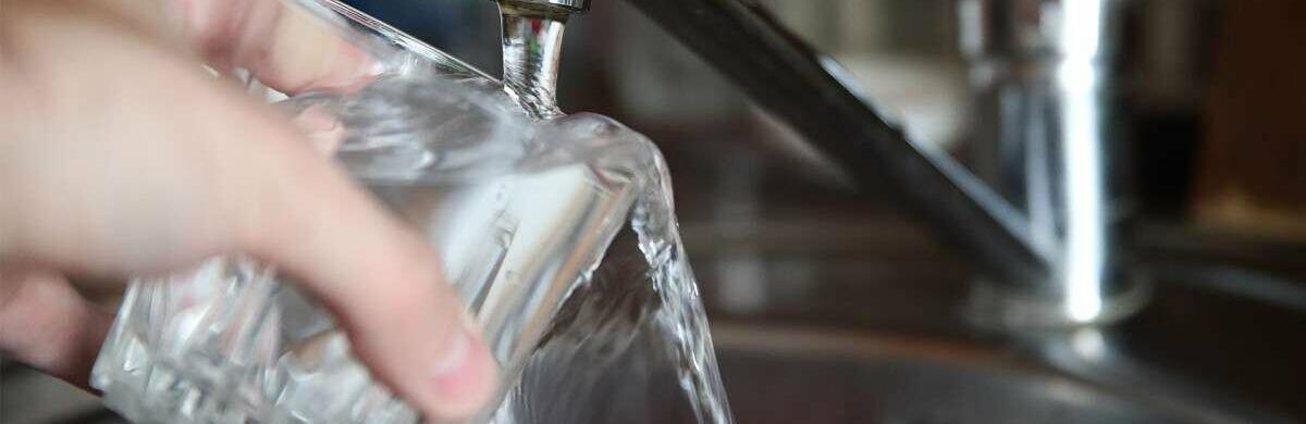 Комунальники відновлюють водопостачання мешканцям Дніпра та декількох населених пунктів