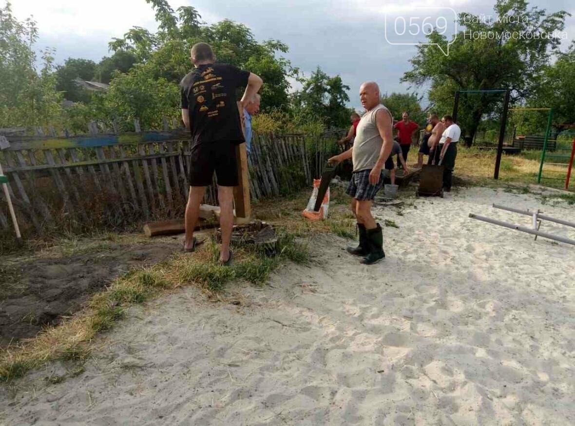 Новомосковск: на Вороновке почистили дно будущего пляжа, фото-3 Новомосковск: на Вороновке почистили дно будущего пляжа, фото-3