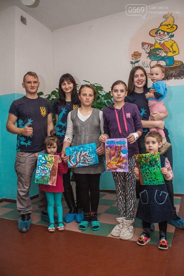 В Новомосковській районній лікарні відбувся сеанс арт-терапії, фото-1 В Новомосковській районній лікарні відбувся сеанс арт-терапії, фото-1