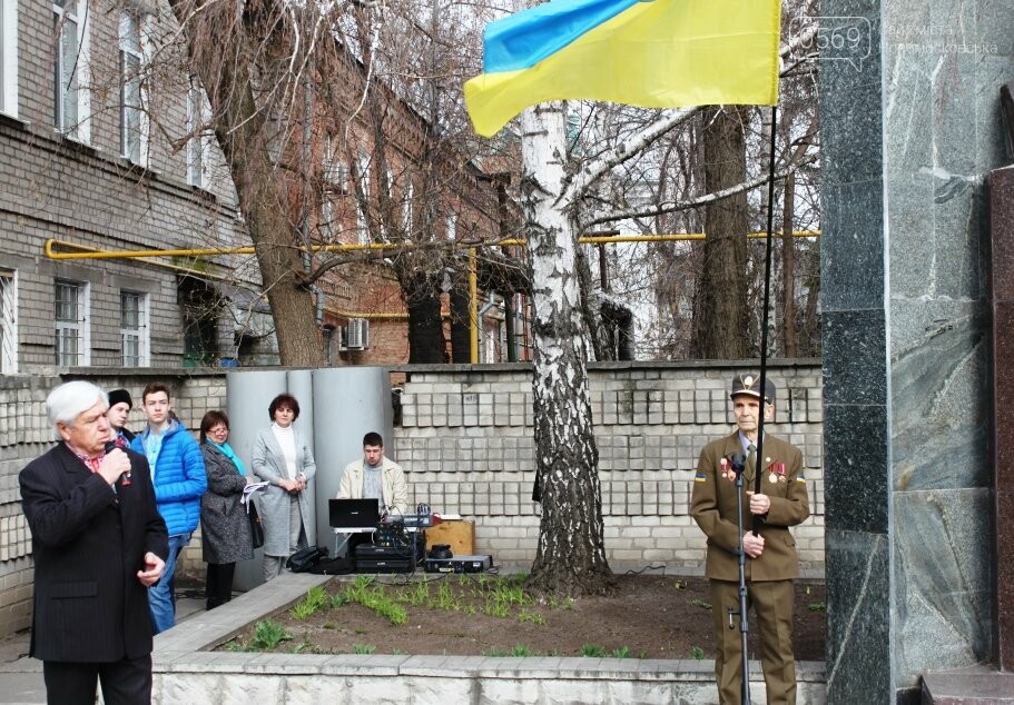 У Новомосковську вшанували пам'ять Великого Кобзаря: фото, фото-7 У Новомосковську вшанували пам'ять Великого Кобзаря: фото, фото-7