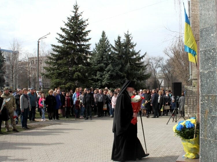 У Новомосковську вшанували пам'ять Великого Кобзаря: фото, фото-11 У Новомосковську вшанували пам'ять Великого Кобзаря: фото, фото-11