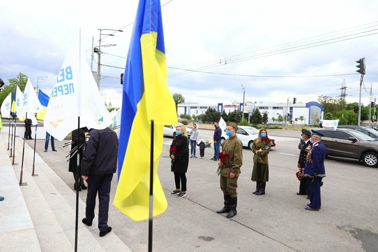 Вилкул в честь 9 Мая организовал в Днепре масштабный автоп..., фото-15 Вилкул в честь 9 Мая организовал в Днепре масштабный автопробег, фото-15