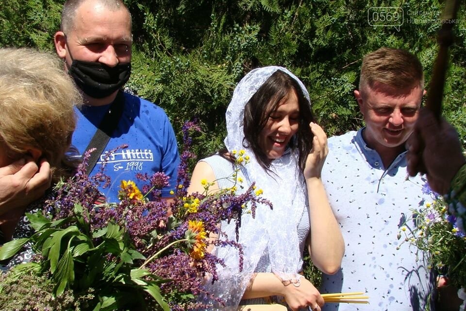 Як у Новомосковську святкували Трійцю: фото, фото-11 Як у Новомосковську святкували Трійцю: фото, фото-11