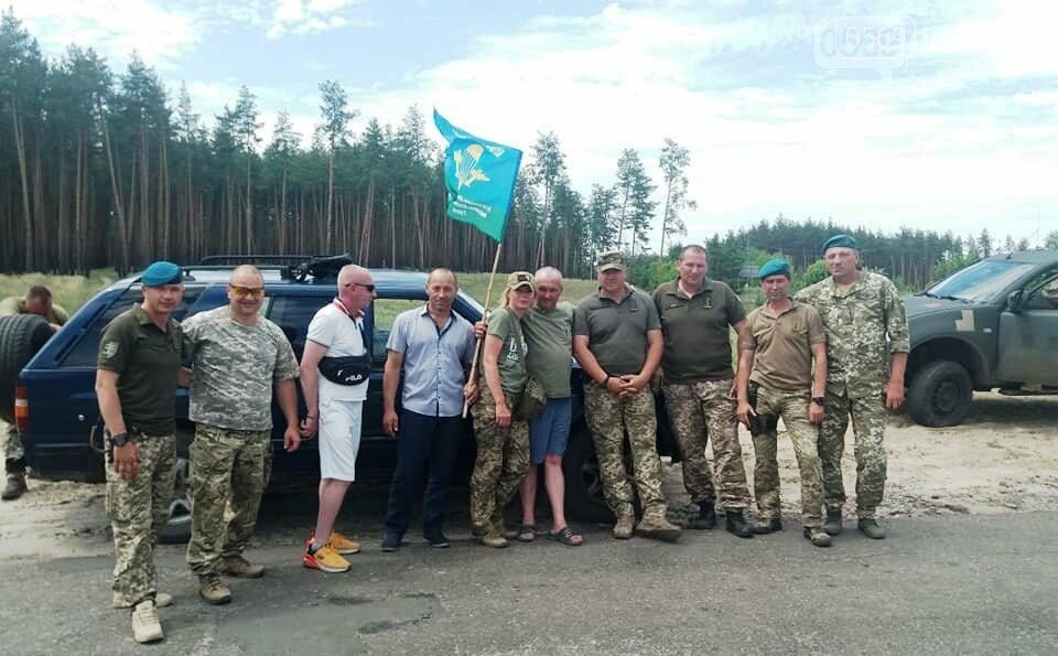 Шість років подвигу: як на Ямпільському перехресті вшанува..., фото-10 Шість років подвигу: як на Ямпільському перехресті вшанували загиблих Героїв з Новомосковщини, фото-10