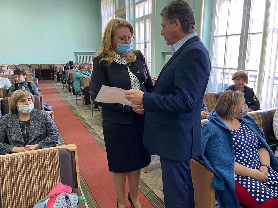 У Новомосковську нагородили учасників та переможців "Бюджет..., фото-2 У Новомосковську нагородили учасників та переможців "Бюджету участі -2020": ФОТО, фото-2