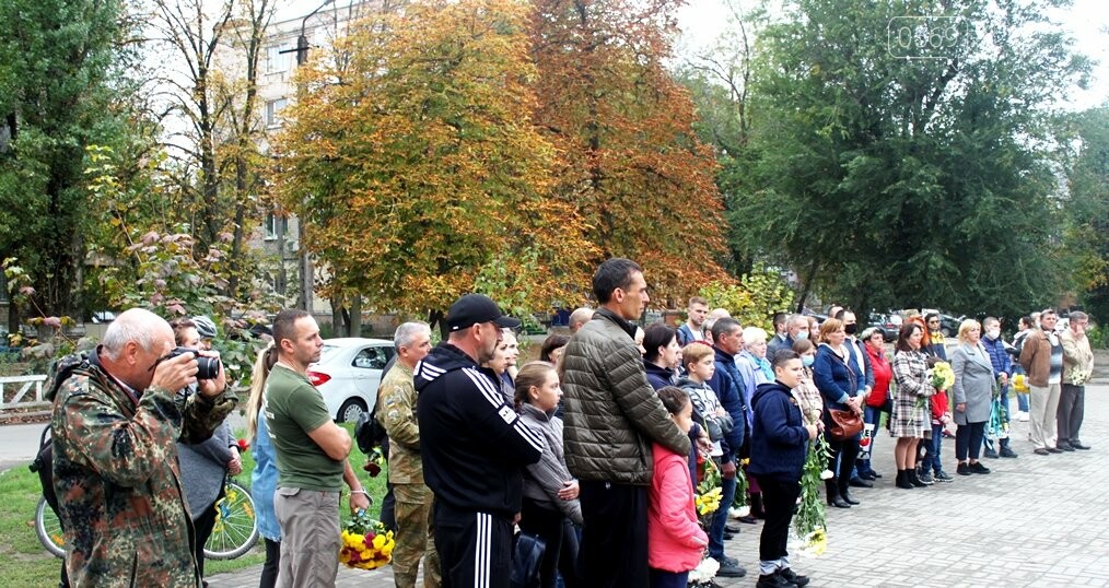 У Новомосковську в День захисника України вшанували полегл..., фото-10 У Новомосковську в День захисника України вшанували полеглих на Донбасі героїв: ФОТО, фото-10