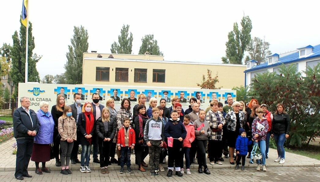У Новомосковську в День захисника України вшанували полегли..., фото-2 У Новомосковську в День захисника України вшанували полеглих на Донбасі героїв: ФОТО, фото-2