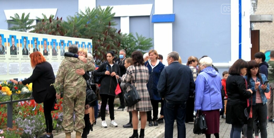 У Новомосковську в День захисника України вшанували полегли..., фото-4 У Новомосковську в День захисника України вшанували полеглих на Донбасі героїв: ФОТО, фото-4