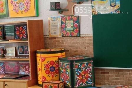 Керівник одного з гуртків ЦПР Новомосковська увійшла до Кни..., фото-3 Керівник одного з гуртків ЦПР Новомосковська увійшла до Книги рекордів України, фото-3