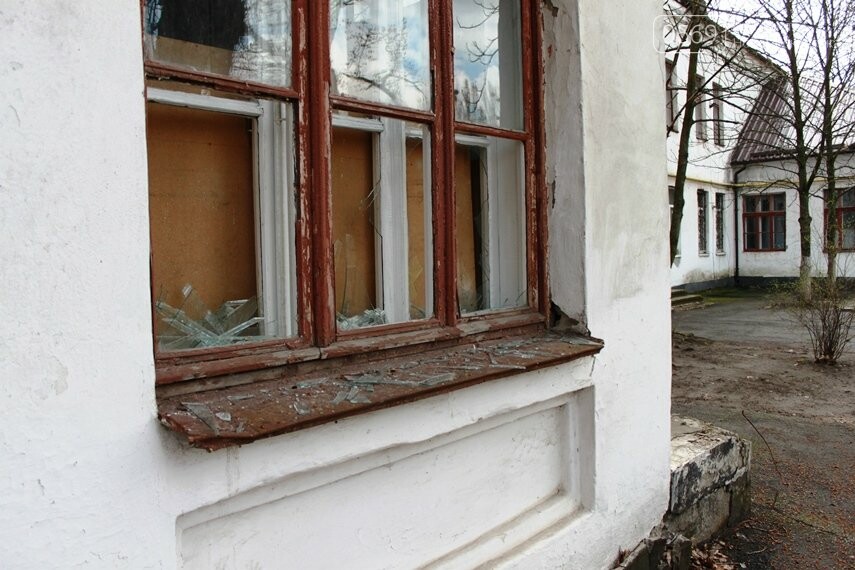 В облозі, або як працюється Молодіжному центру Новомосковська посеред монстра-руїни: ФОТО, фото-12