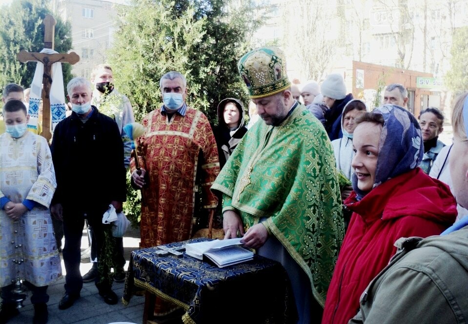 У Новомосковських церквах та храмах пройшли богослужіння з нагоди Вербної неділі, фото-5