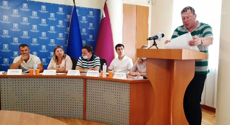 Більше 60 питань погодили члени Новомосковського виконкому на черговому засіданні, фото-3