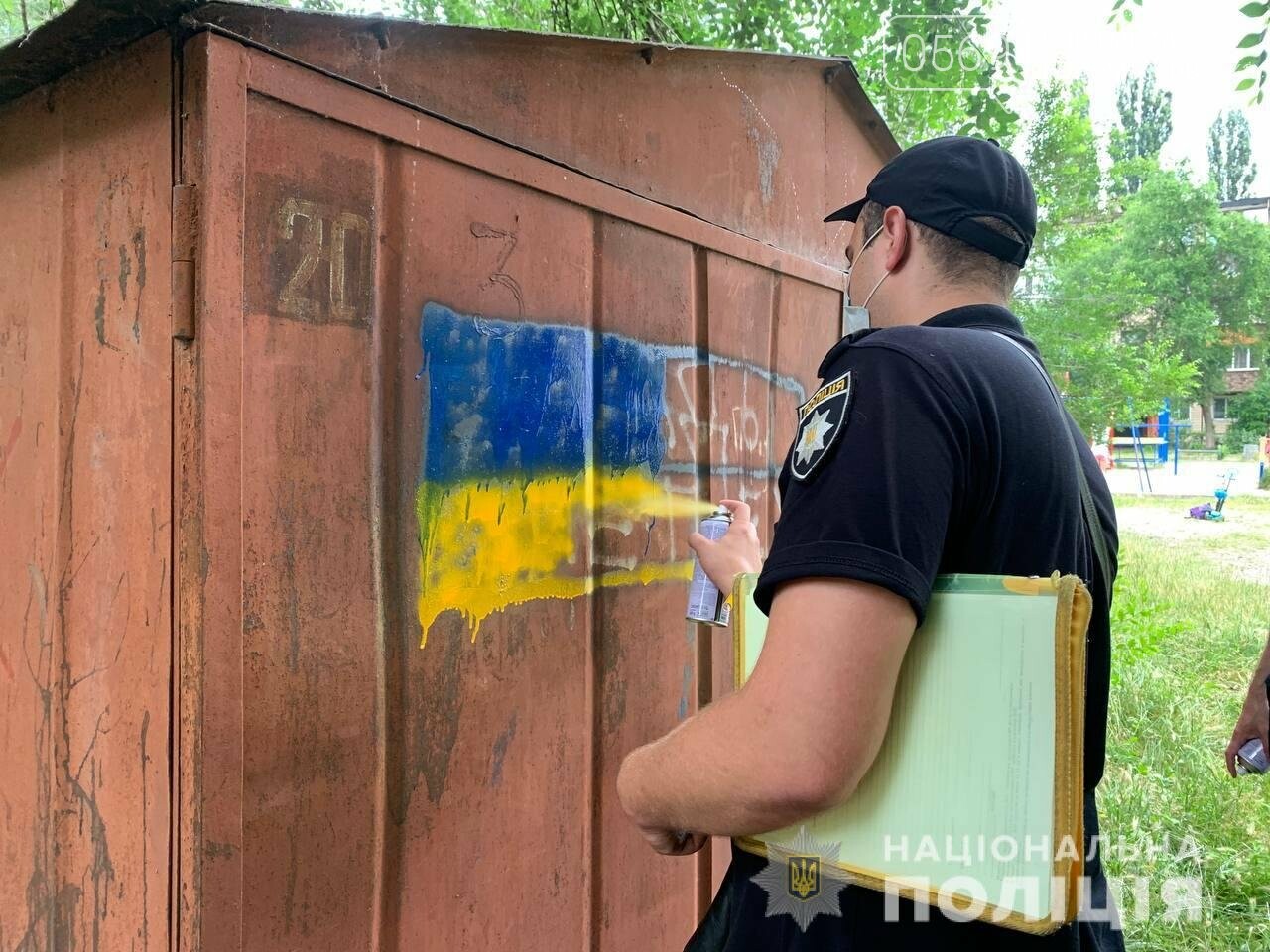 На Новомосковщині та по усій області поліцейські і волонтери знищили понад сотню написів з рекламою наркотиків , фото-3