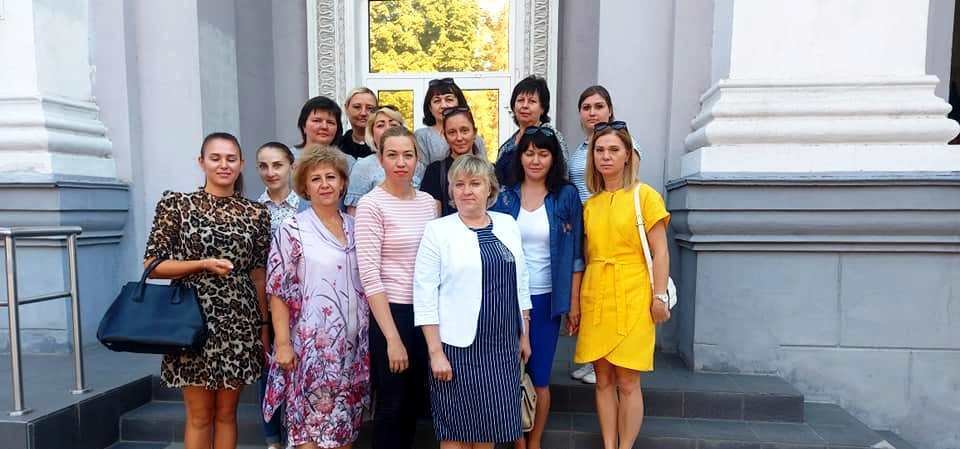 Конкурс "Кращий двір, кращий балкон, краща територія закладу освіти... Конкурс "Кращий двір, кращий балкон, краща територія закладу освіти, краща територія біля приватного будинку": перші підсумки , Ольга